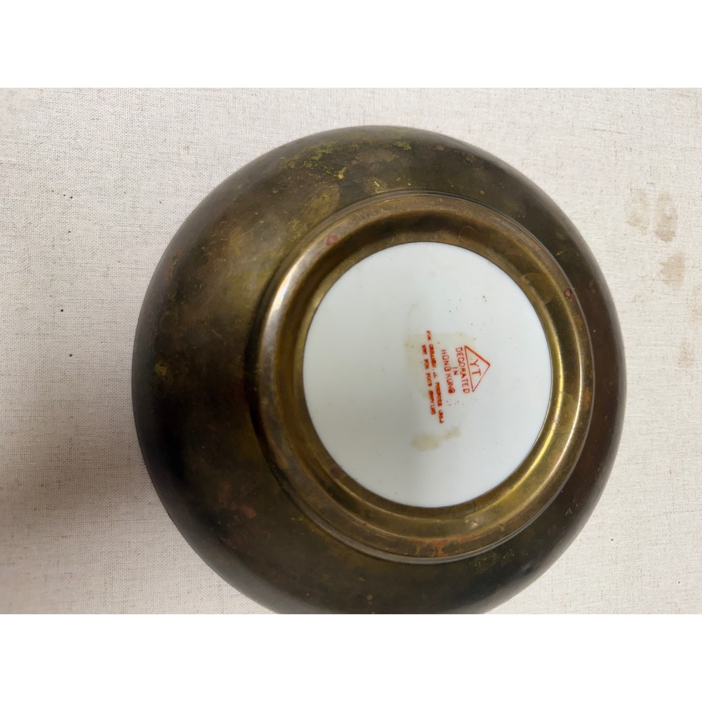 Vintage YT Decorated in Hong Kong Brass Encased Porcelain Imari Style Bowl 6in - Picture 2 of 2
